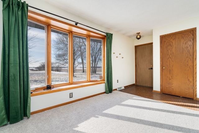 2481 Gleasman Road, Rockford, IL 61103