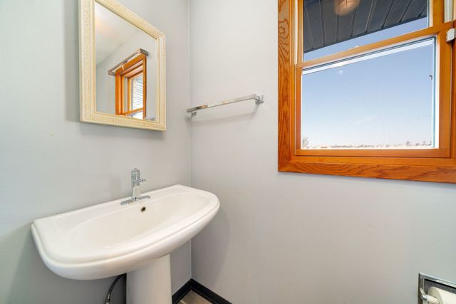 2481 Gleasman Road, Rockford, IL 61103