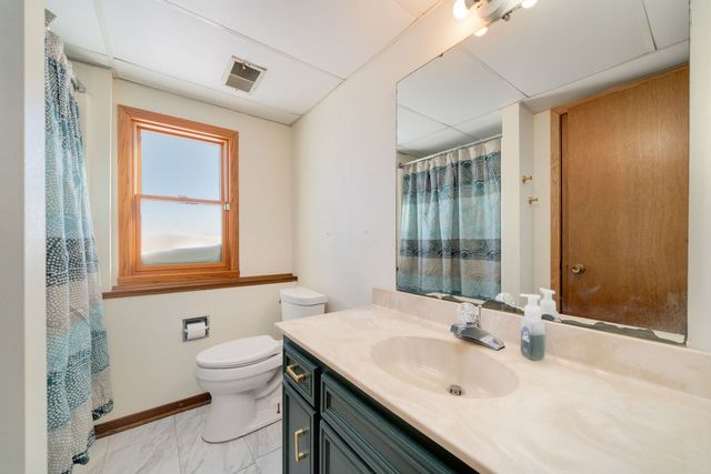 2481 Gleasman Road, Rockford, IL 61103