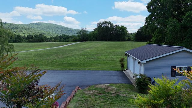 5234 Shellsford Rd, Mcminnville, TN 37110