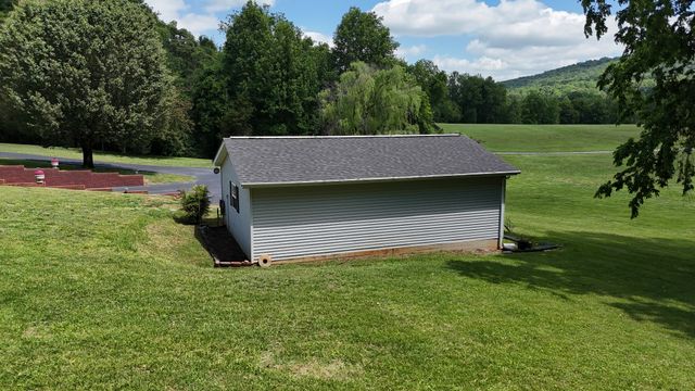 5234 Shellsford Rd, Mcminnville, TN 37110
