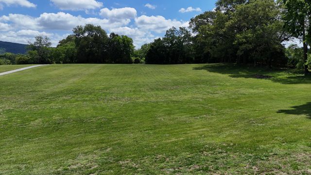 5234 Shellsford Rd, Mcminnville, TN 37110