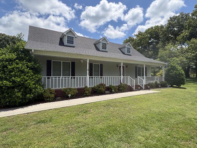 5234 Shellsford Rd, Mcminnville, TN 37110