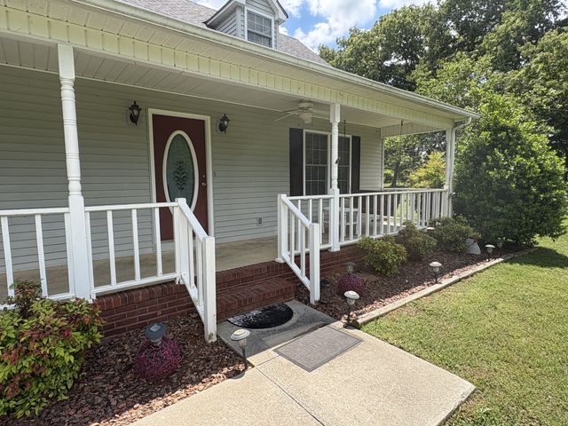 5234 Shellsford Rd, Mcminnville, TN 37110