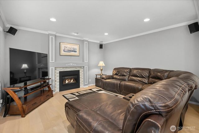 11325 NE 144th Place, Kirkland, WA 98034