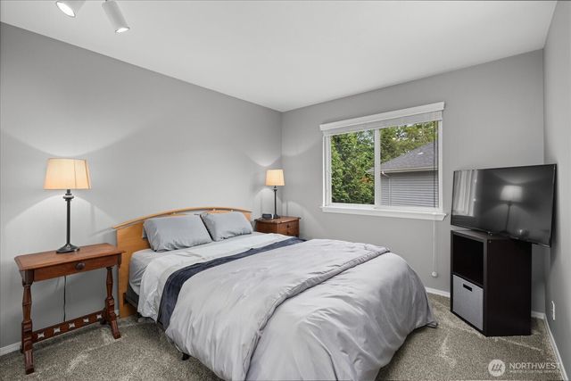 11325 NE 144th Place, Kirkland, WA 98034