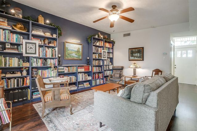 4913 Rutland Avenue, Fort Worth, TX 76133