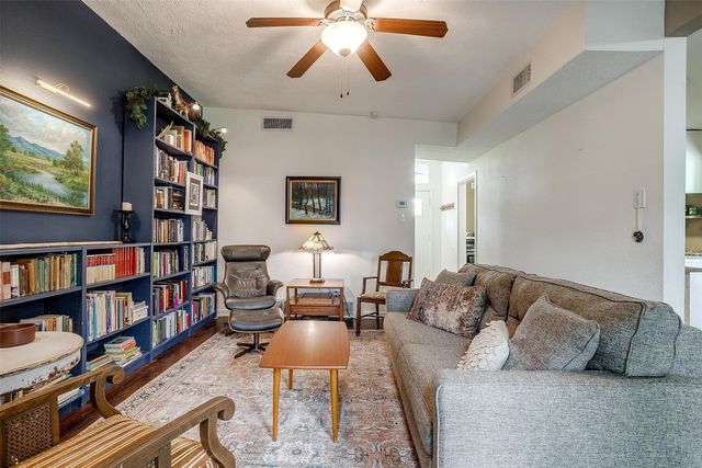 4913 Rutland Avenue, Fort Worth, TX 76133