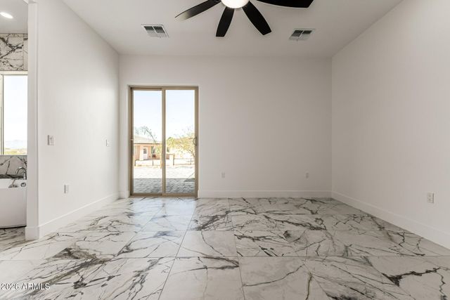 8296 S 132ND Avenue, Goodyear, AZ 85338