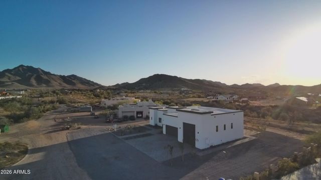 8296 S 132ND Avenue, Goodyear, AZ 85338