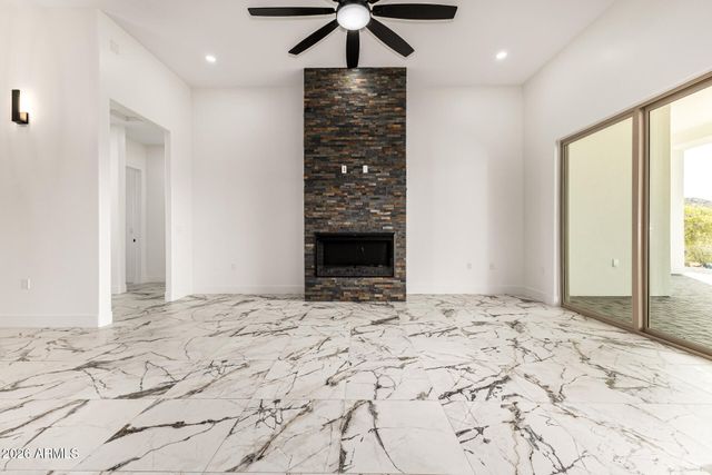 8296 S 132ND Avenue, Goodyear, AZ 85338