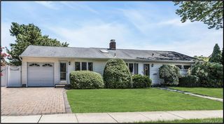 2 Arbor Road, Syosset, NY 11791