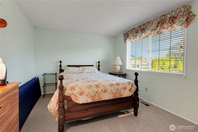 7725 91st Avenue SW, Lakewood, WA 98498