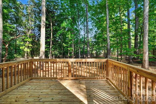 2415 Kimway Drive, Matthews, NC 28105
