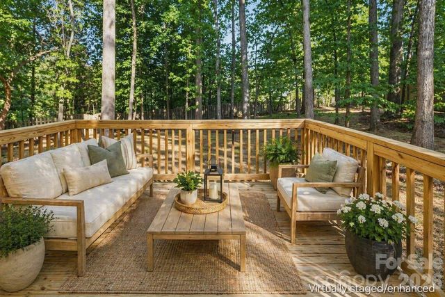 2415 Kimway Drive, Matthews, NC 28105
