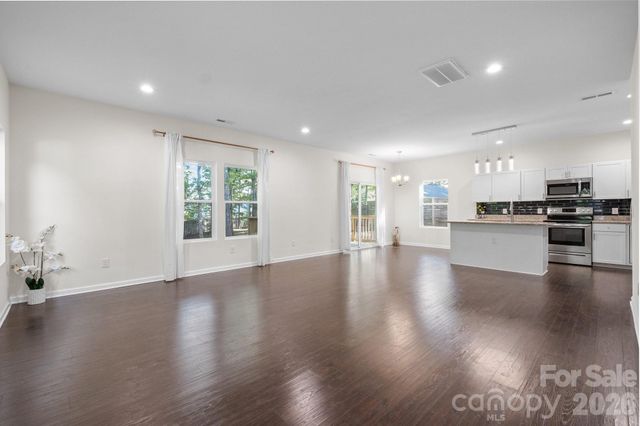 2415 Kimway Drive, Matthews, NC 28105