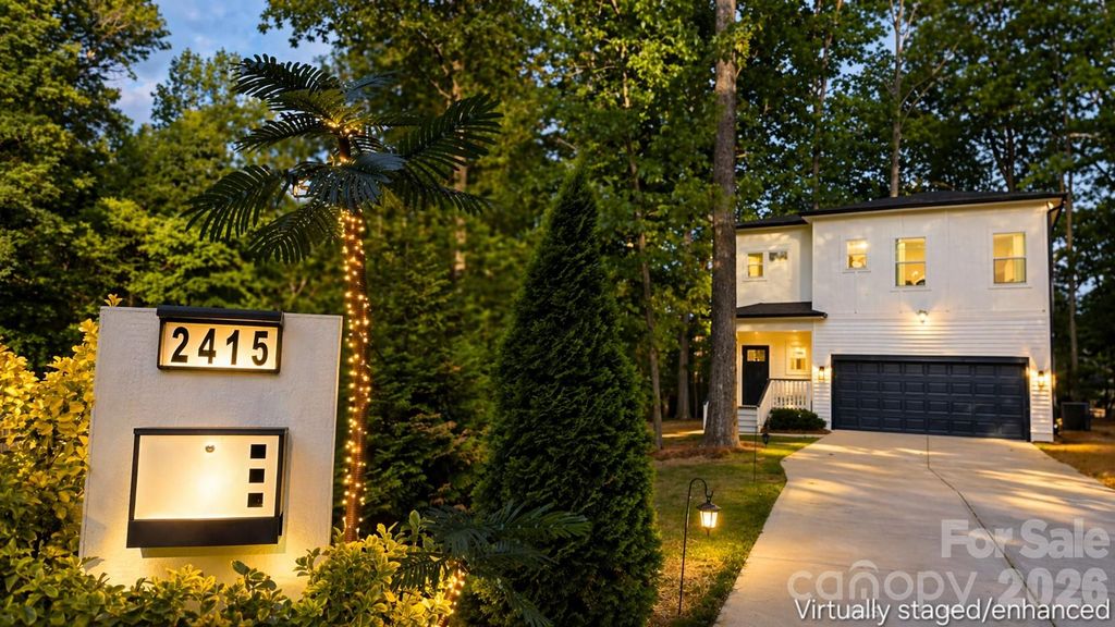 2415 Kimway Drive, Matthews, NC 28105