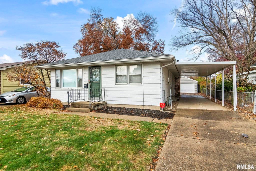 1527 CHALMERS Avenue, Springfield, IL 62703