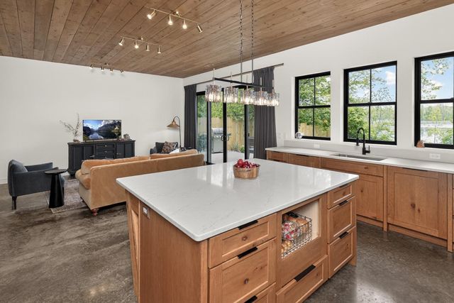 59351 Shafer Brothers Road, Three Rivers, MI 49093