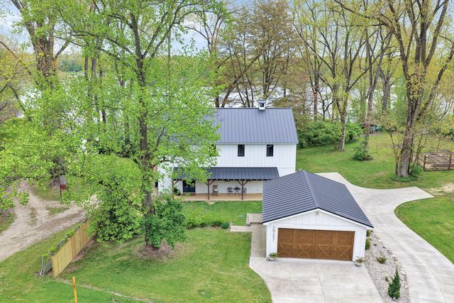 59351 Shafer Brothers Road, Three Rivers, MI 49093