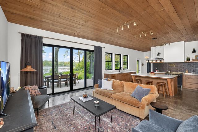 59351 Shafer Brothers Road, Three Rivers, MI 49093