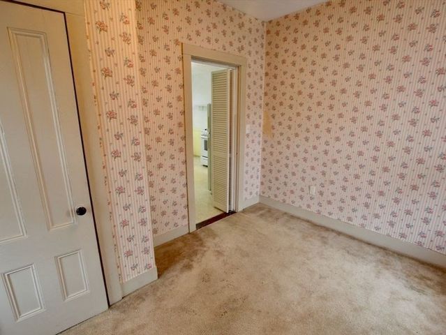 17 Snell Street, Brockton, MA 02301