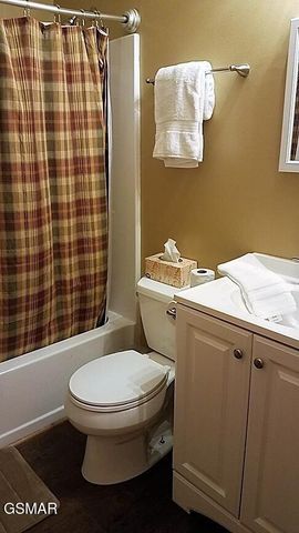 547 Hawks Trail, Gatlinburg, TN 37738