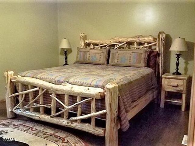 547 Hawks Trail, Gatlinburg, TN 37738