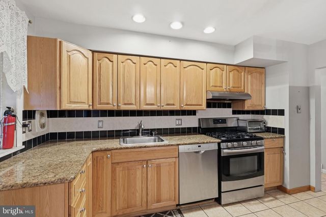 9701 NORTHEAST AVE, Philadelphia, PA 19115