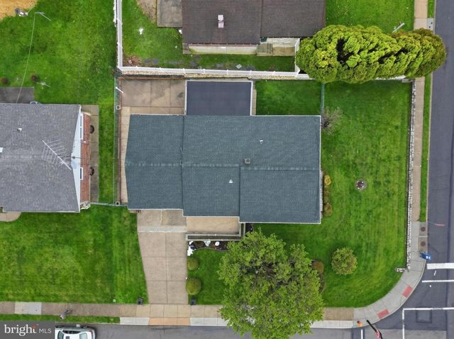 9701 NORTHEAST AVE, Philadelphia, PA 19115