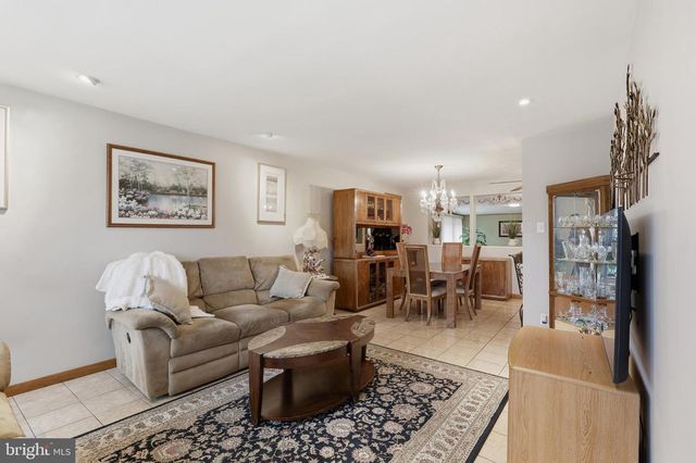 9701 NORTHEAST AVE, Philadelphia, PA 19115