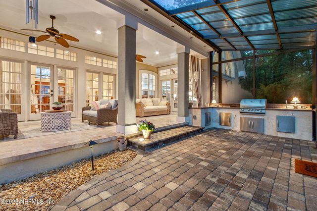 10014 VINEYARD LAKE Road E, Jacksonville, FL 32256