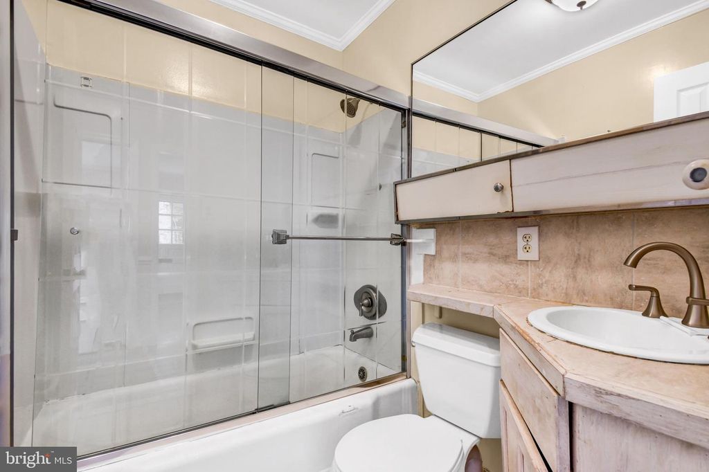 Image 16 of property listing at 4510 GRIDLEY RD, Silver Spring, MD 20906
