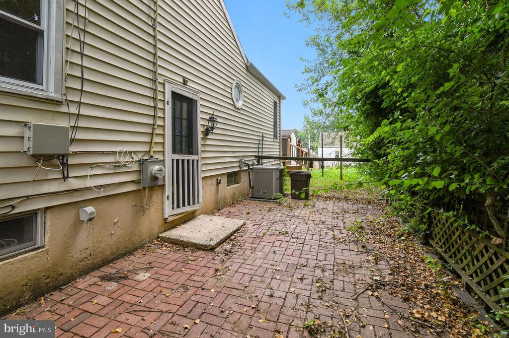 Image 27 of property listing at 4510 GRIDLEY RD, Silver Spring, MD 20906