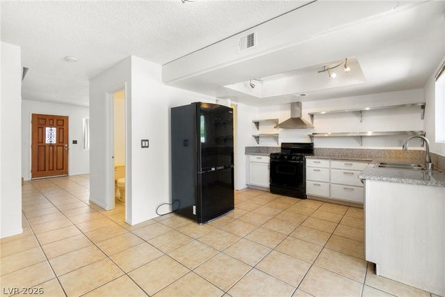 5246 Lisagayle Court 113, Las Vegas, NV 89103