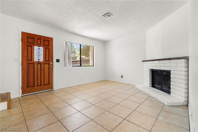 5246 Lisagayle Court 113, Las Vegas, NV 89103