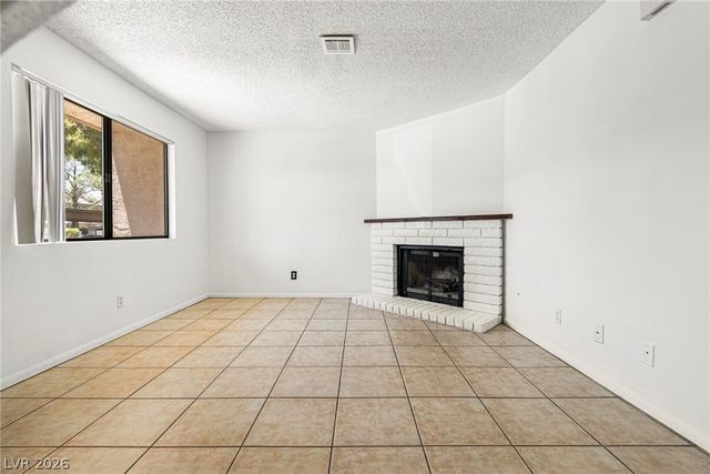 5246 Lisagayle Court 113, Las Vegas, NV 89103