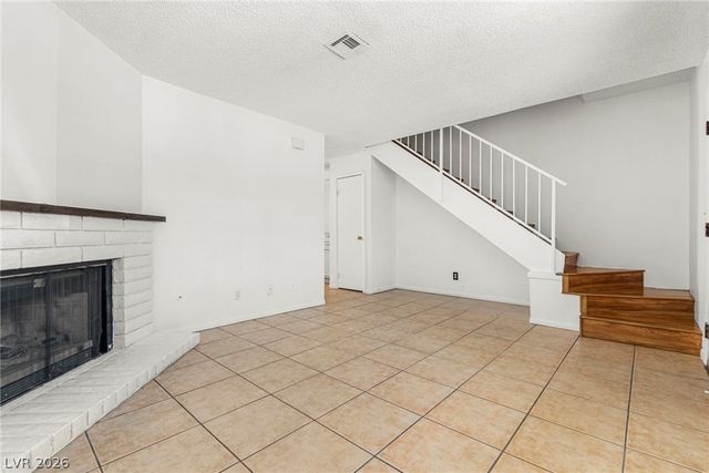 5246 Lisagayle Court 113, Las Vegas, NV 89103