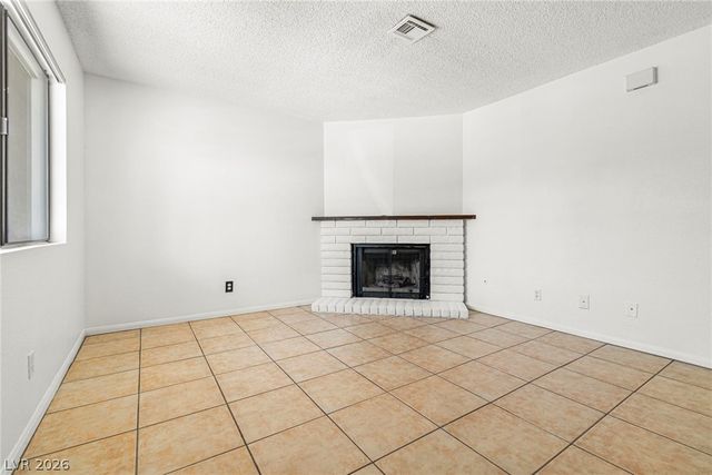 5246 Lisagayle Court 113, Las Vegas, NV 89103