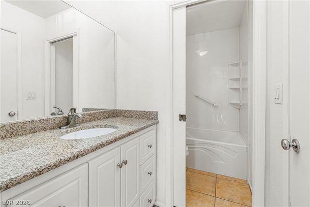 5246 Lisagayle Court 113, Las Vegas, NV 89103