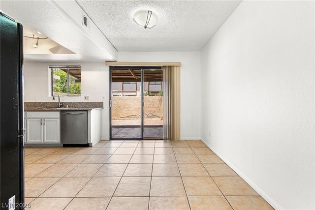 5246 Lisagayle Court 113, Las Vegas, NV 89103