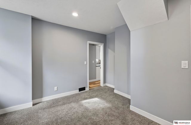 1819 Binney Street, Omaha, NE 68110