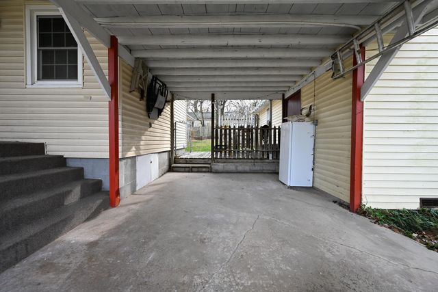 628 N Summit Street, Neosho, MO 64850