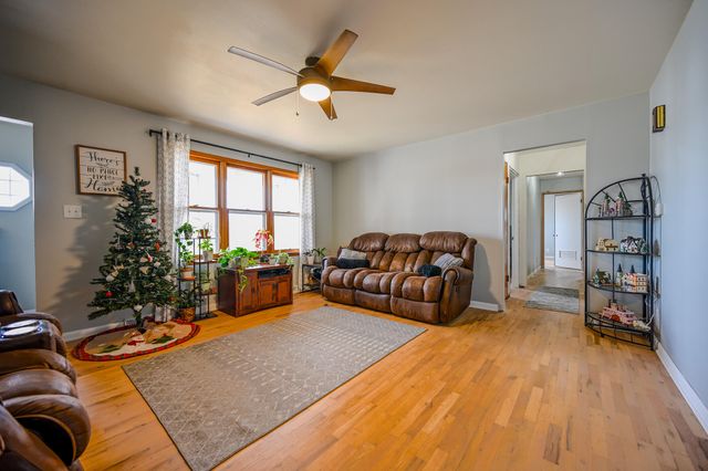 628 N Summit Street, Neosho, MO 64850