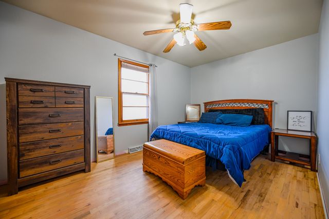 628 N Summit Street, Neosho, MO 64850