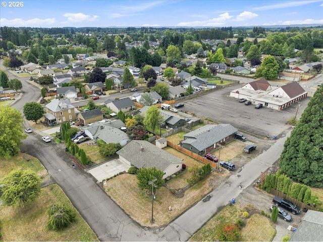 404 Se 2ND Ave, Battle Ground, WA 98604