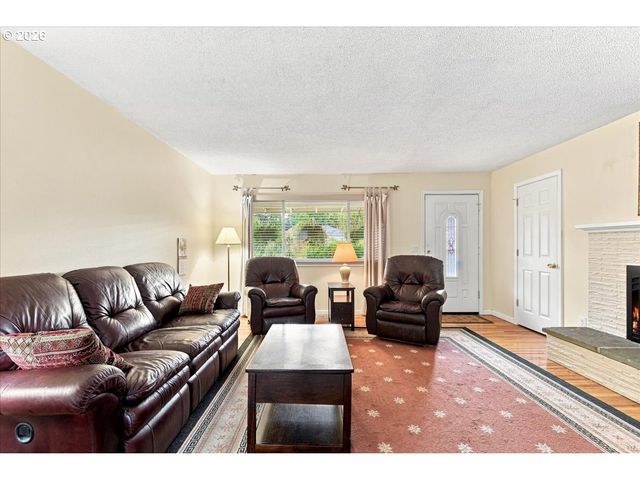 404 Se 2ND Ave, Battle Ground, WA 98604