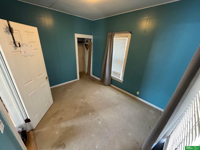 211 W Alexander Street, Valley, NE 68064