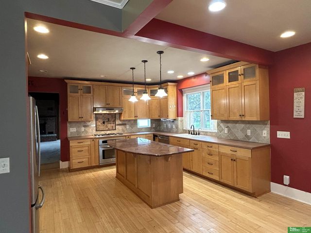 211 W Alexander Street, Valley, NE 68064