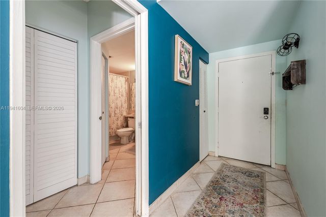 19601 E Country Club Drive 7104, Aventura, FL 33180
